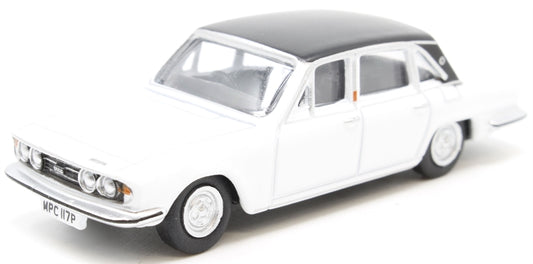 76TP007 - Triumph 2500 Sebring White