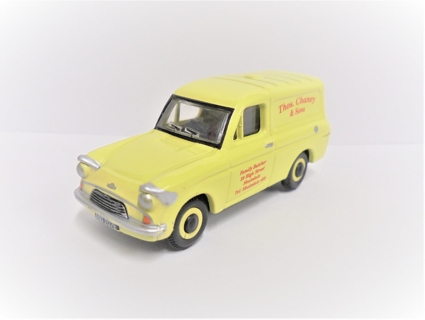 R7006 - Ford Anglia Van 'Thos. Chaney & Sons Butchers'