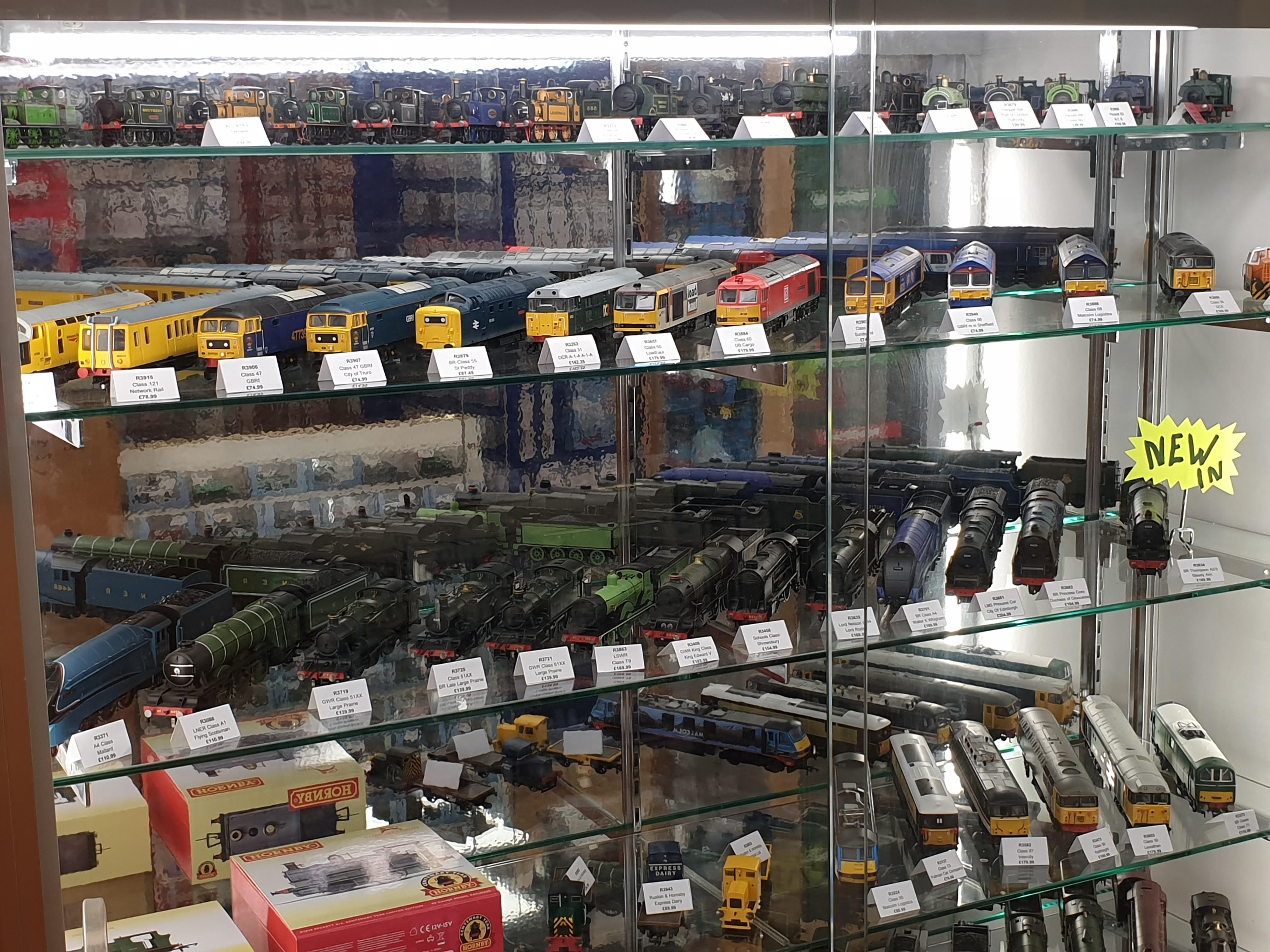 Model train hobby shops near me online